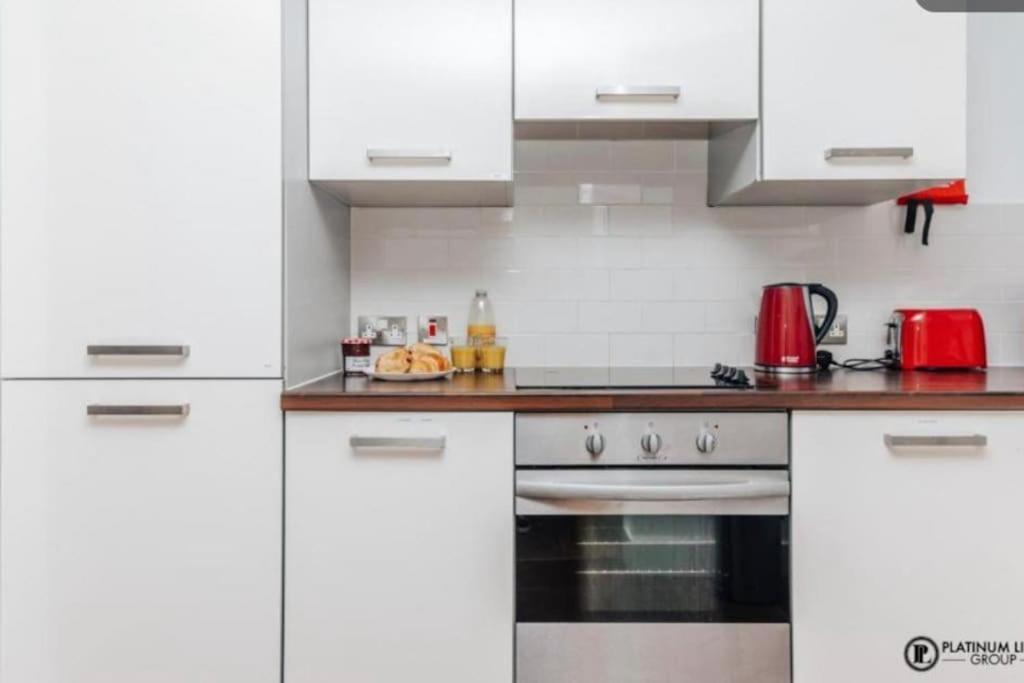 Sl Luxury 2 Bed Broad St Home เบอร์มิงแฮม ภายนอก รูปภาพ